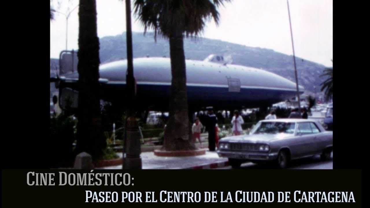 Paseo por el centro de la ciudad de Cartagena en 1972. Cine doméstico.